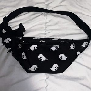 ghost fanny pack 👻